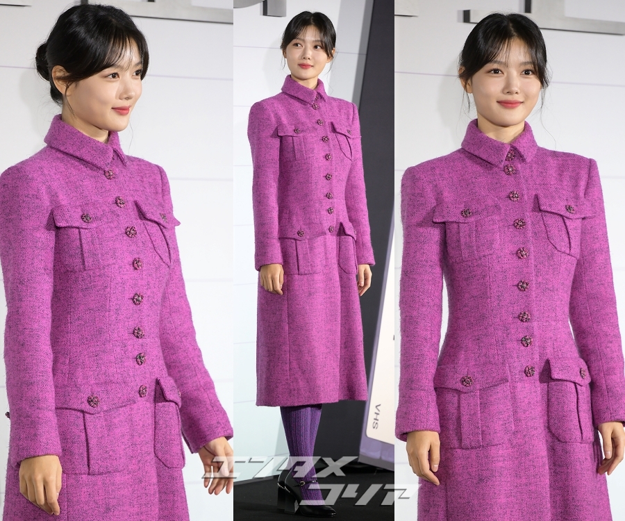 紫のコート羽織ったキム・ユジョン、レトロな衣装も完璧な着こなし
