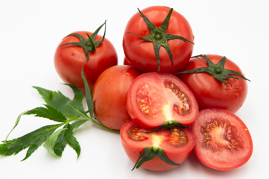 トマトを一日に1個食べるだけで…「高血圧のリスク36％減」